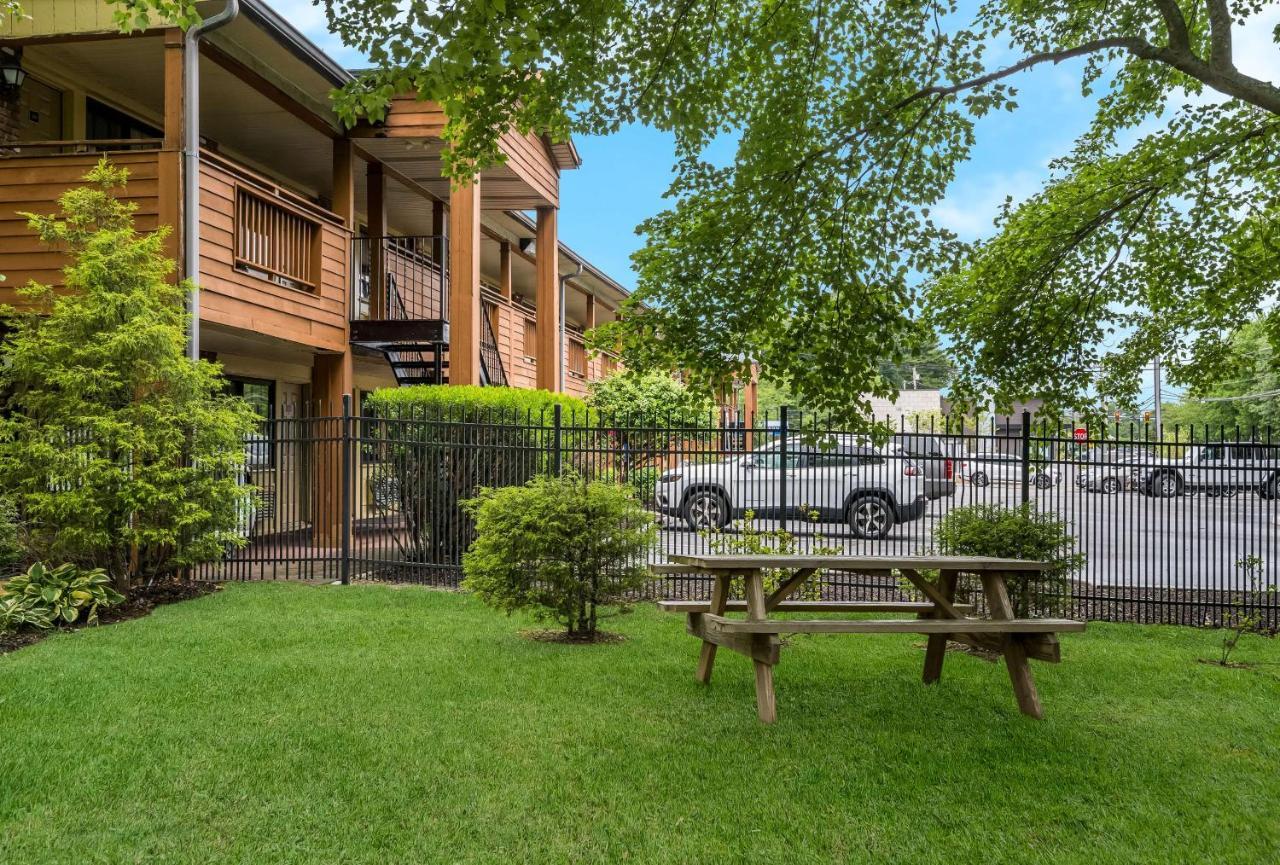 Surestay Plus By Best Western Woodbury Inn Exteriér fotografie