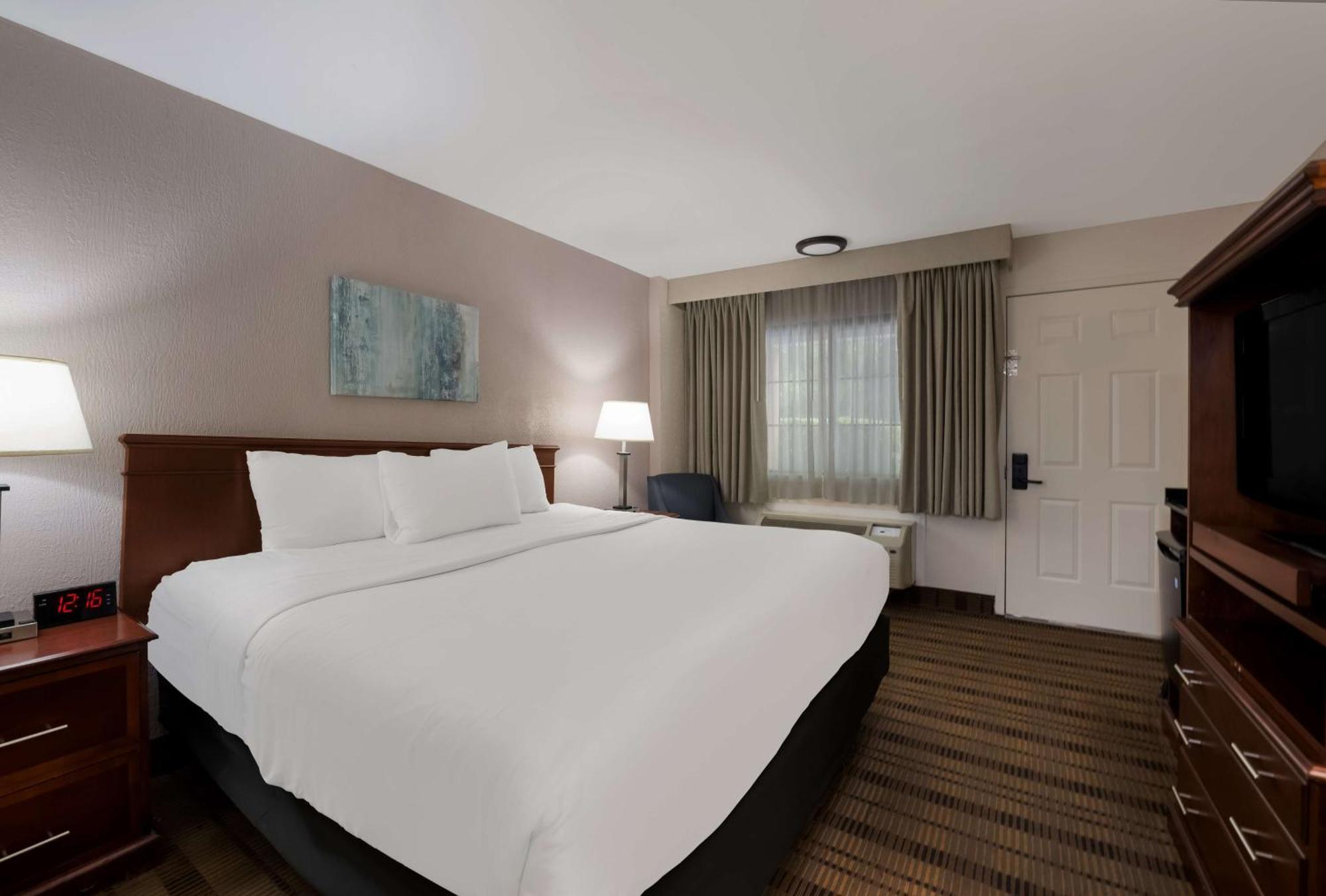 Surestay Plus By Best Western Woodbury Inn Exteriér fotografie