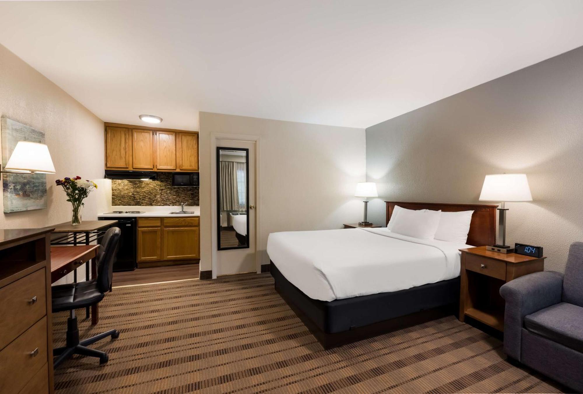 Surestay Plus By Best Western Woodbury Inn Exteriér fotografie